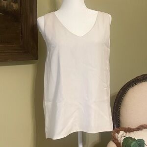 TBA Elegant Cream V-Neck Tank Top